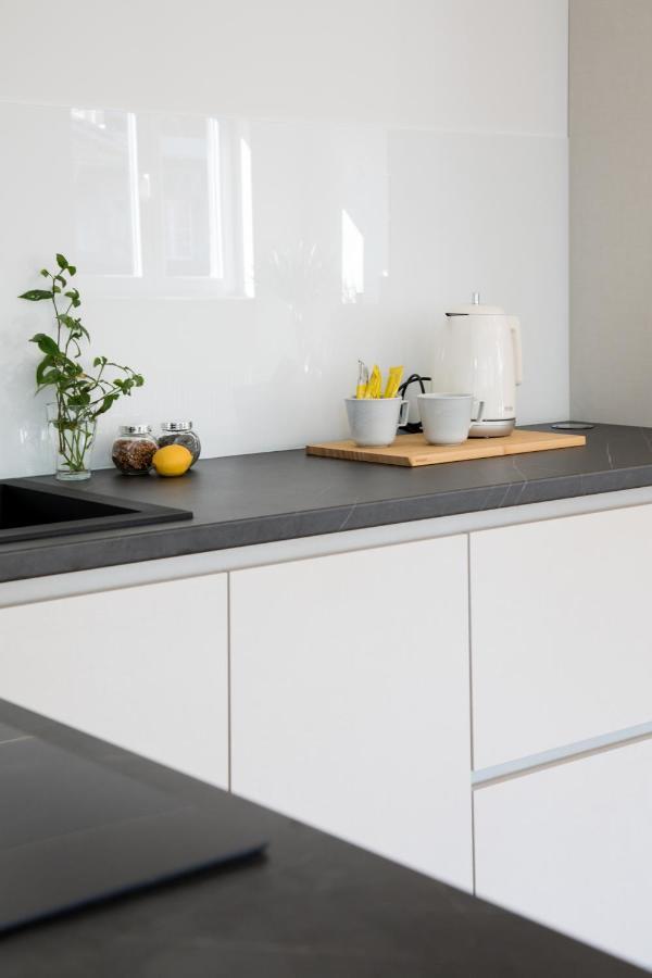 Design 2Bdr Apartment Near City Center Zagreb Bagian luar foto