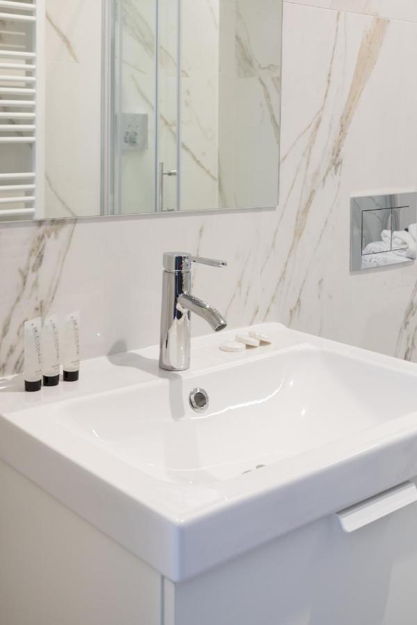 Design 2Bdr Apartment Near City Center Zagreb Bagian luar foto